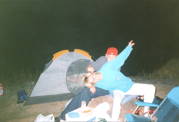 Marco und ich beim Campen in der Honolua Bay
